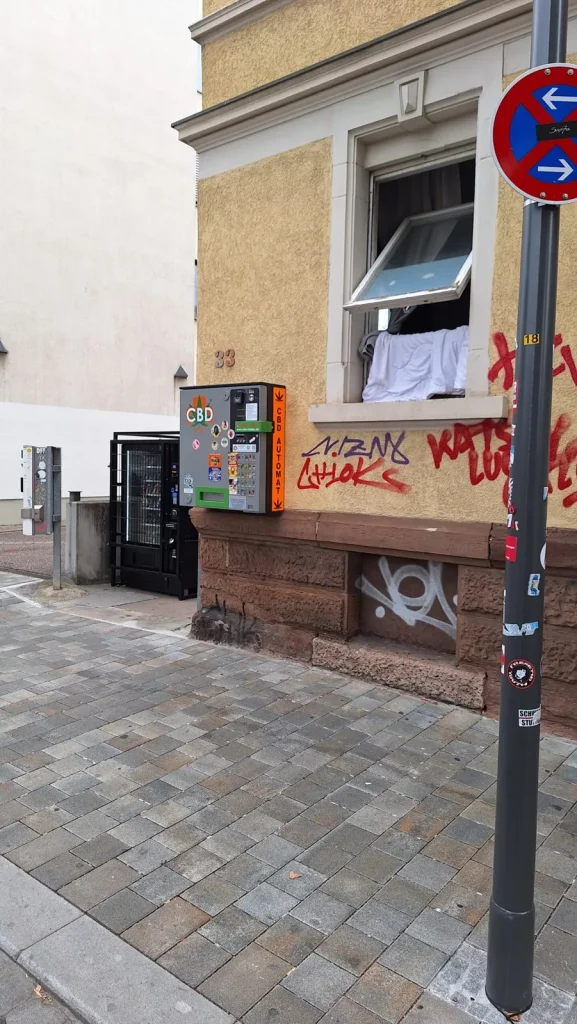 CBD DOC Automat Bad Cannstatt Bahnhof, Stuttgart-Bad Cannstatt