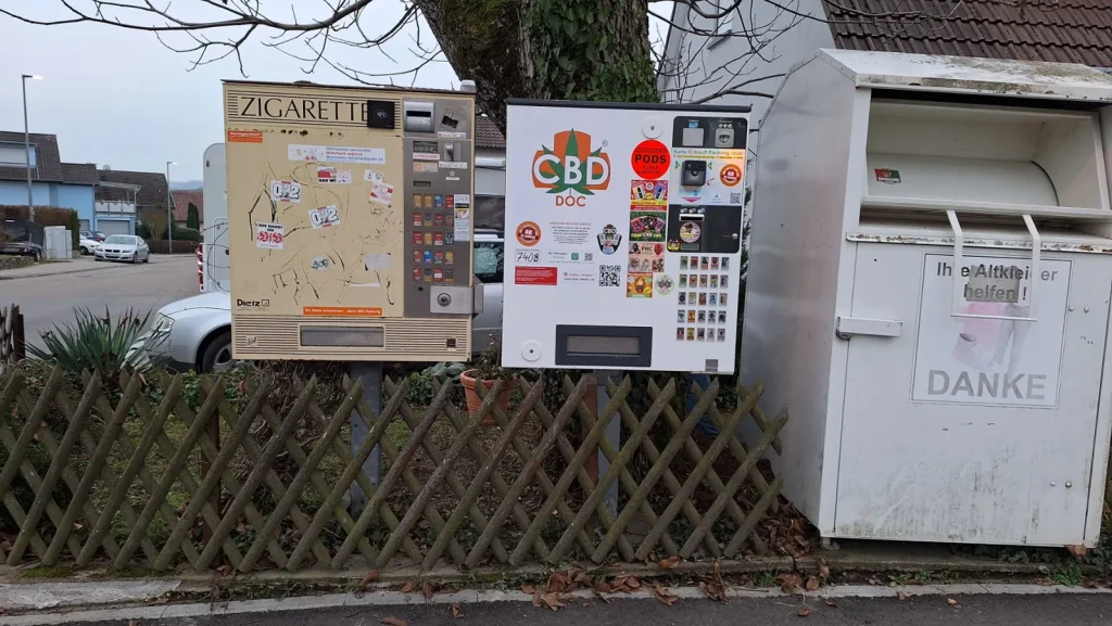 CBD DOC Automat Hofgartenstraße 22, Neuenstadt a.K.